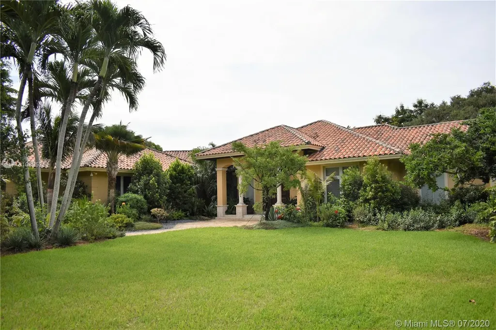 6280 SW 102nd Street Pinecrest FL 33156