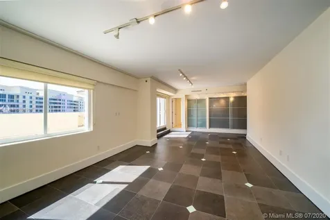 799 Crandon Bl Key Biscayne FL 33149