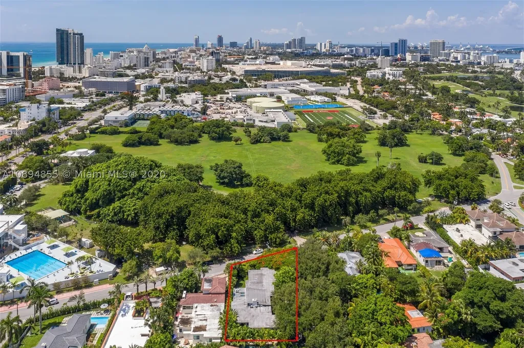 2801 Fairgreen Drive Miami Beach FL 33140
