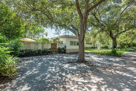 2801 Fairgreen Drive Miami Beach FL 33140