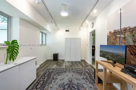 2801 Fairgreen Drive Miami Beach FL 33140