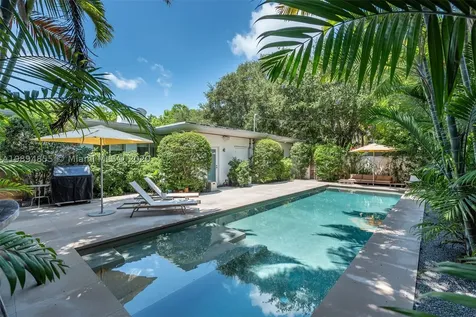 2801 Fairgreen Drive Miami Beach FL 33140