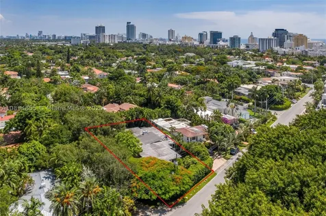 2801 Fairgreen Drive Miami Beach FL 33140