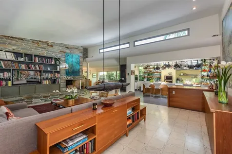 2801 Fairgreen Drive Miami Beach FL 33140