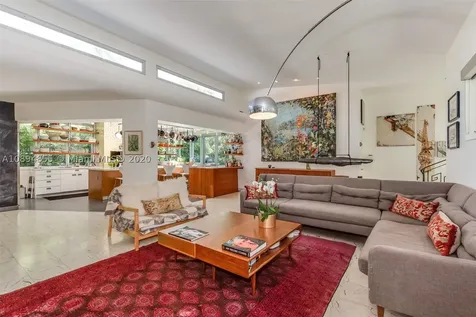 2801 Fairgreen Drive Miami Beach FL 33140