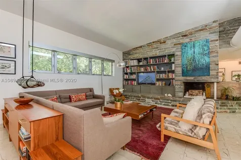 2801 Fairgreen Drive Miami Beach FL 33140