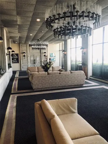 5555 Collins Avenue Miami Beach FL 33140