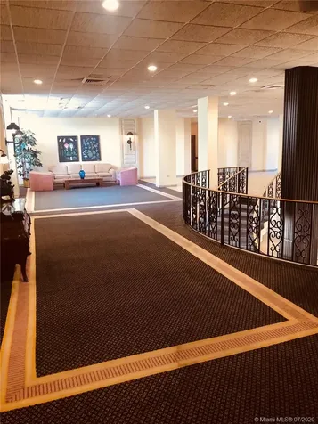 5555 Collins Avenue Miami Beach FL 33140