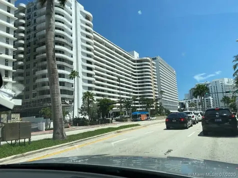 5555 Collins Avenue Miami Beach FL 33140