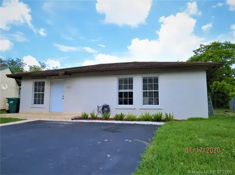 4217 SW 137th Court Miami FL 33175