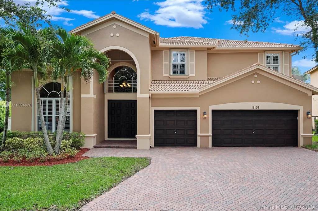 19106 S Gardenia Avenue Weston FL 33332