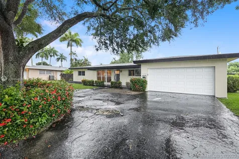 6850 NW 6th Street Plantation FL 33317