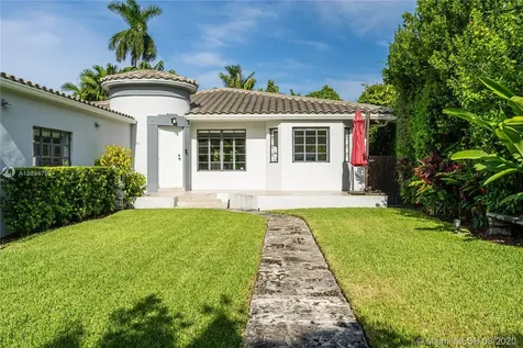 1711 Michigan Avenue Miami Beach FL 33139