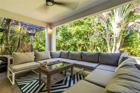 1711 Michigan Avenue Miami Beach FL 33139