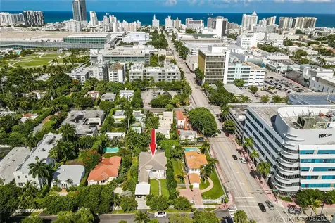 1711 Michigan Avenue Miami Beach FL 33139