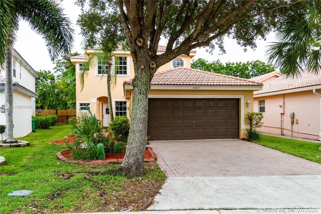 5367 NW 116th Avenue Coral Springs FL 33076