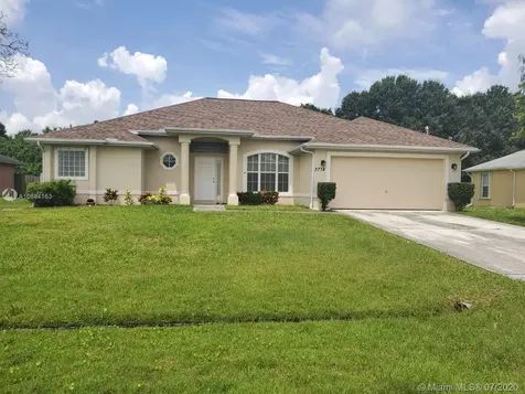 3774 SW Manak Street Port St. Lucie FL 34953