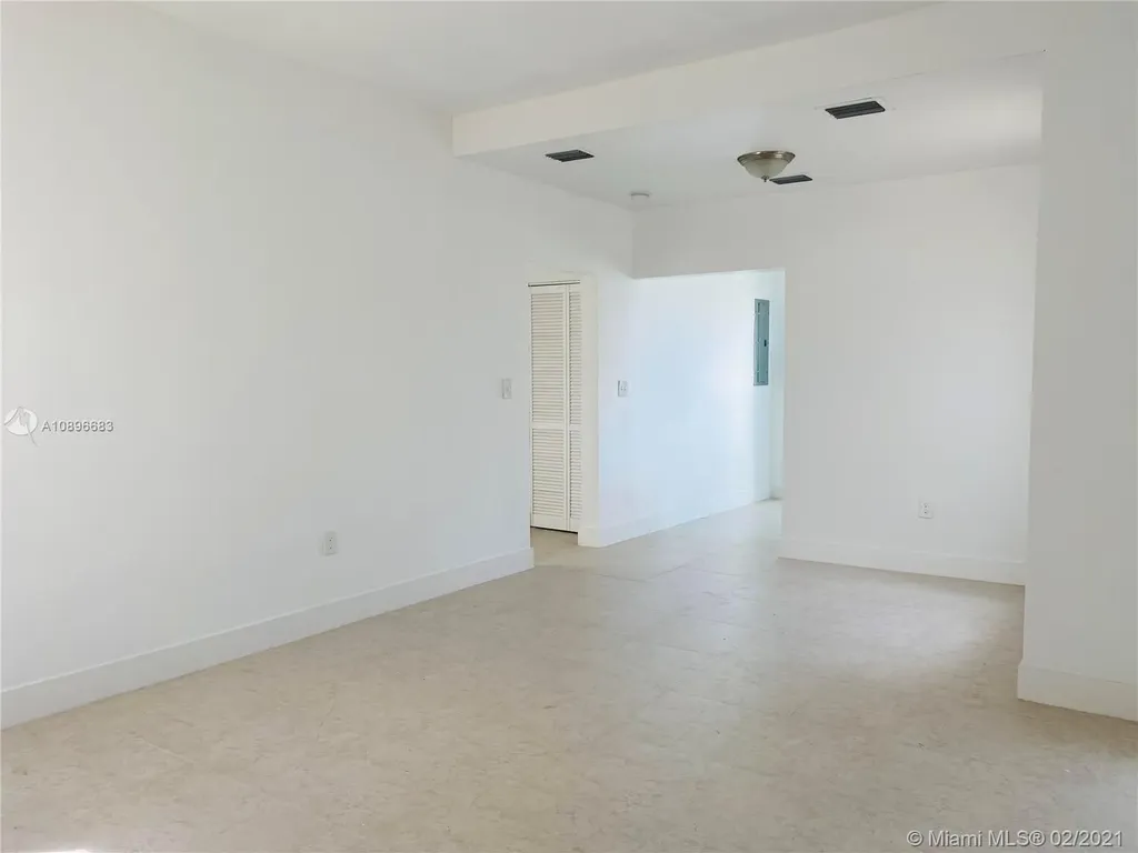 616 SW 73rd Avenue Miami FL 33144