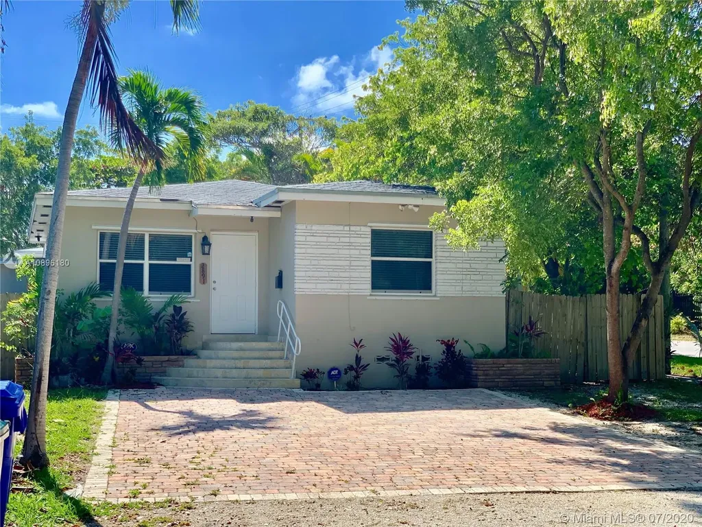 2891 SW 33rd Court Miami FL 33133