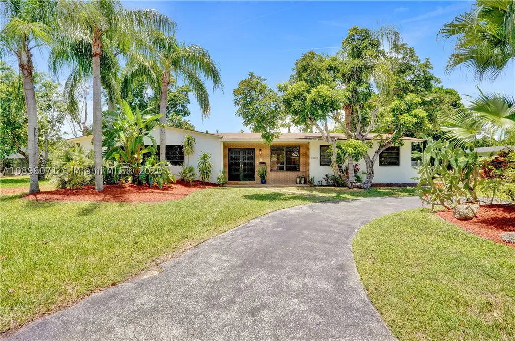15300 SW 87th Court Palmetto Bay FL 33157
