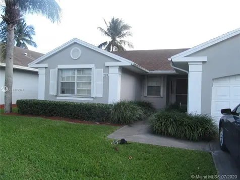 2470 SE 7th Place Homestead FL 33033