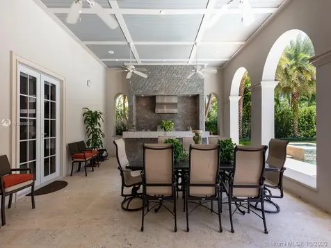 10915 SW 62nd Avenue Pinecrest FL 33156
