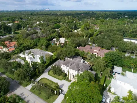 10915 SW 62nd Avenue Pinecrest FL 33156