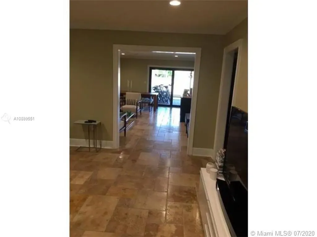 10881 SW 78th Avenue Pinecrest FL 33156