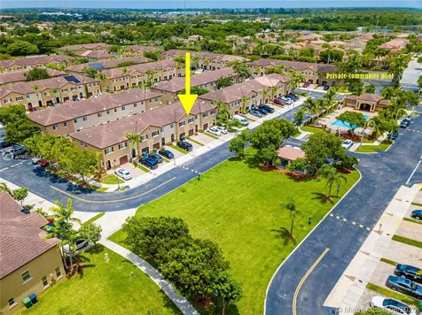 8911 SW 221st Terrace Cutler Bay FL 33190