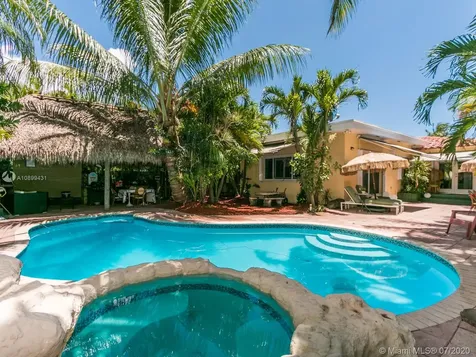 1609 Dewey Street Hollywood FL 33020