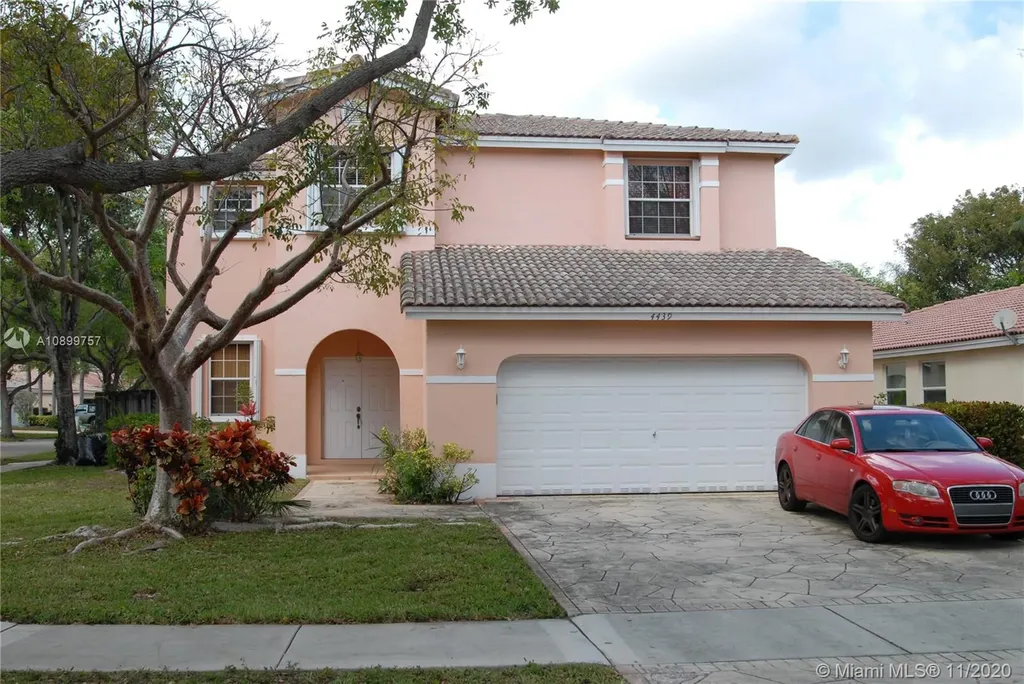 4439 NW 43rd Street Coconut Creek FL 33073