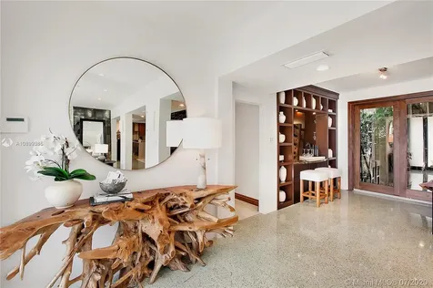 200 E Rivo Alto Drive Miami Beach FL 33139