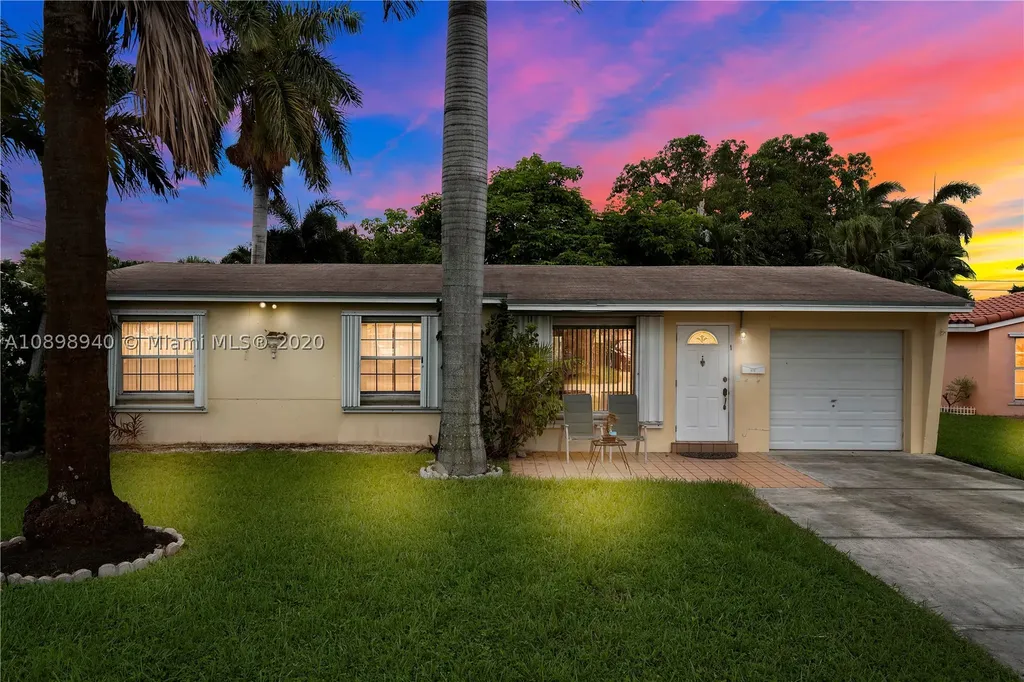 918 NE 7th Street Hallandale Beach FL 33009