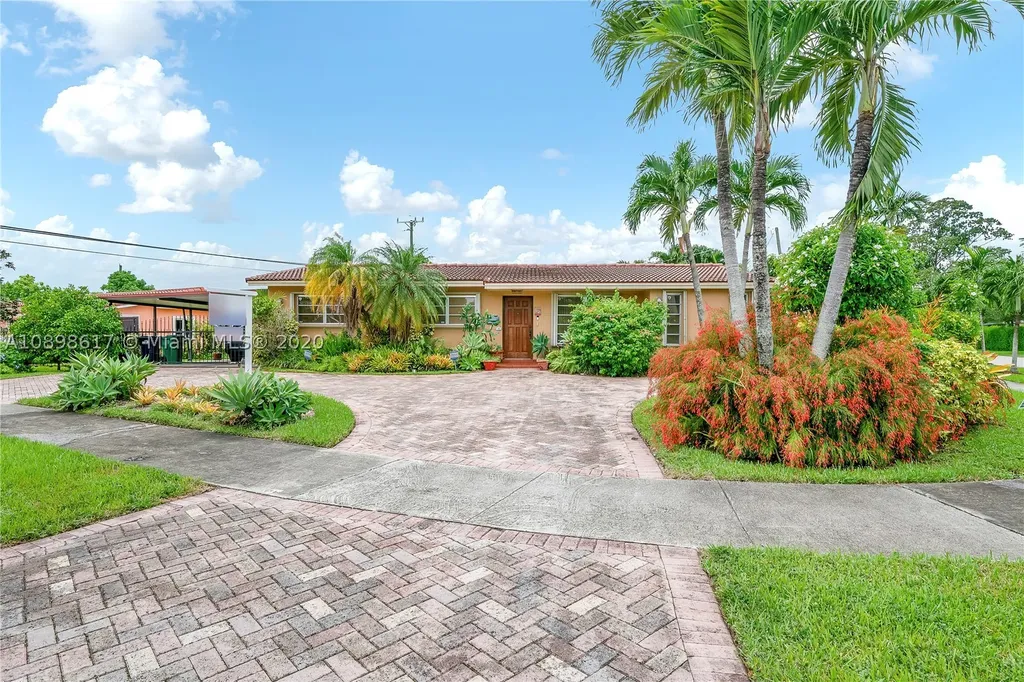 10520 SW 46th Terrace Miami FL 33165