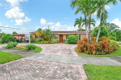 10520 SW 46th Terrace Miami FL 33165