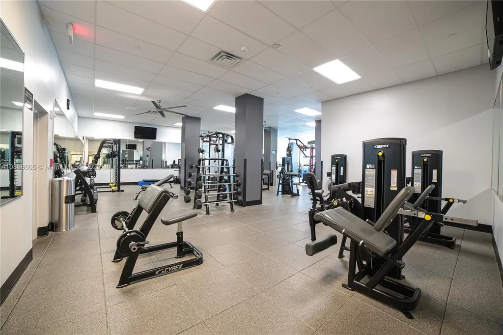 2501 S Ocean Drive Hollywood FL 33019