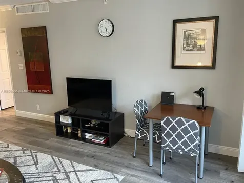 2501 S Ocean Drive Hollywood FL 33019