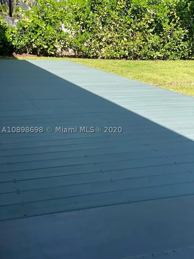 750 Paradiso Avenue Coral Gables FL 33146