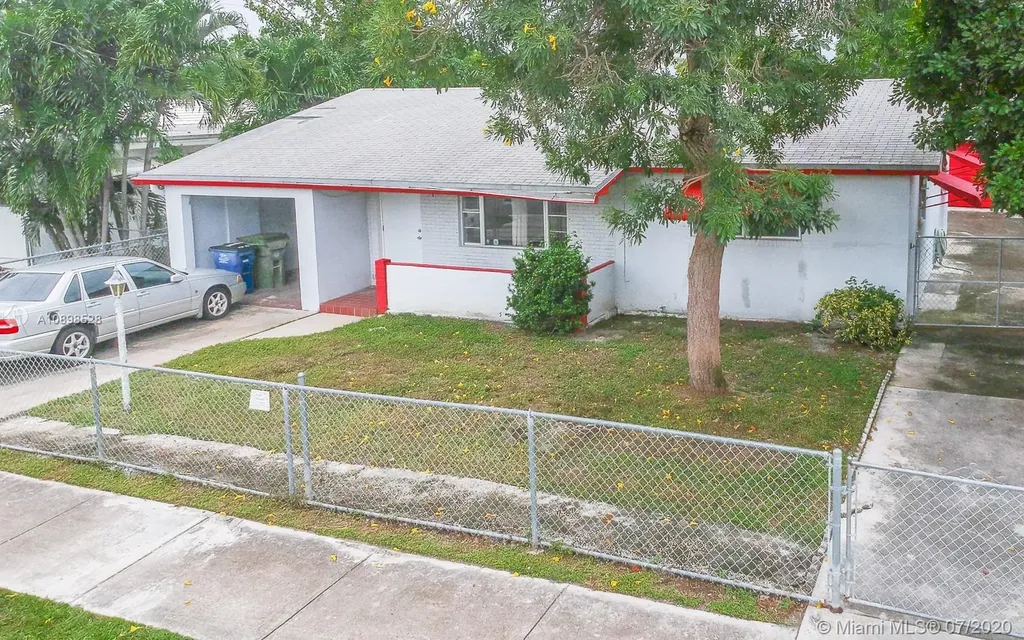 114 SW 2nd Street Hallandale Beach FL 33009