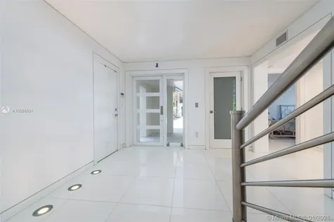3521 Bayshore Villas Drive Coconut Grove FL 33133