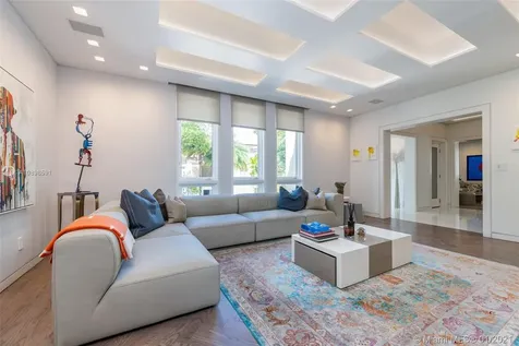 3521 Bayshore Villas Drive Coconut Grove FL 33133