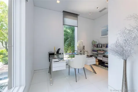 3521 Bayshore Villas Drive Coconut Grove FL 33133