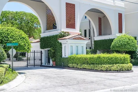 3521 Bayshore Villas Drive Coconut Grove FL 33133