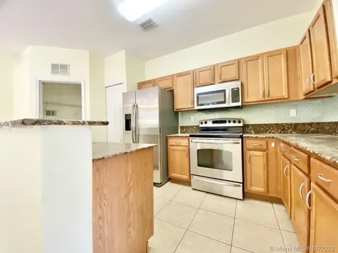 11091 NW 87th Lane Doral FL 33178