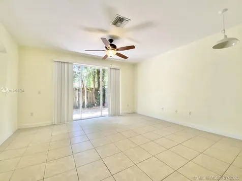 11091 NW 87th Lane Doral FL 33178