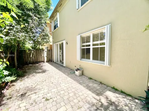11091 NW 87th Lane Doral FL 33178
