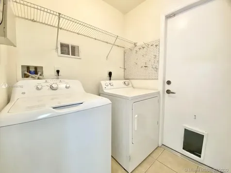 11091 NW 87th Lane Doral FL 33178