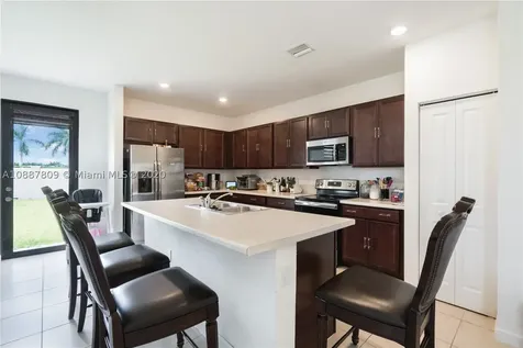 2533 SE 1st Street Homestead FL 33033