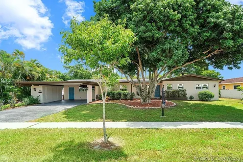 840 Azalea Court Plantation FL 33317