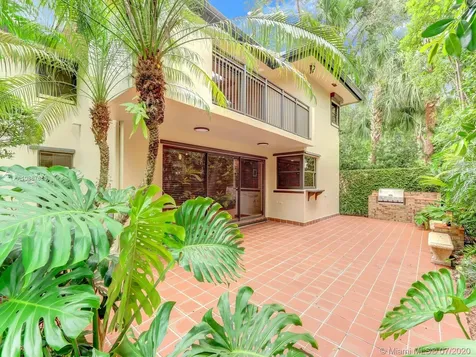 541 Barbarossa Avenue Coral Gables FL 33146